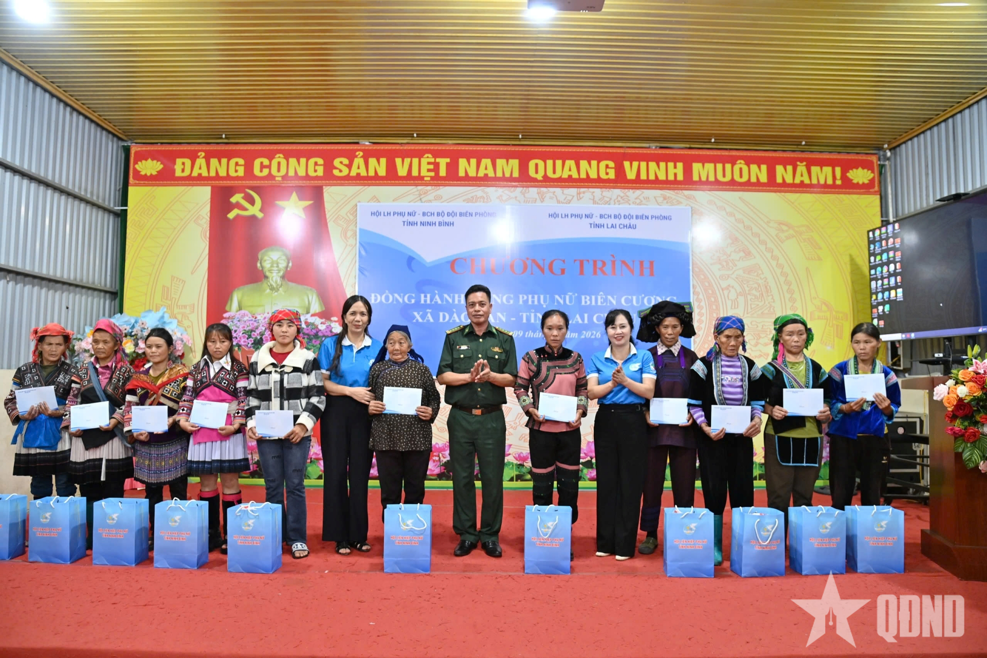 Lan tỏa nghĩa tình từ chương trình “Đồng hành cùng phụ nữ biên cương”